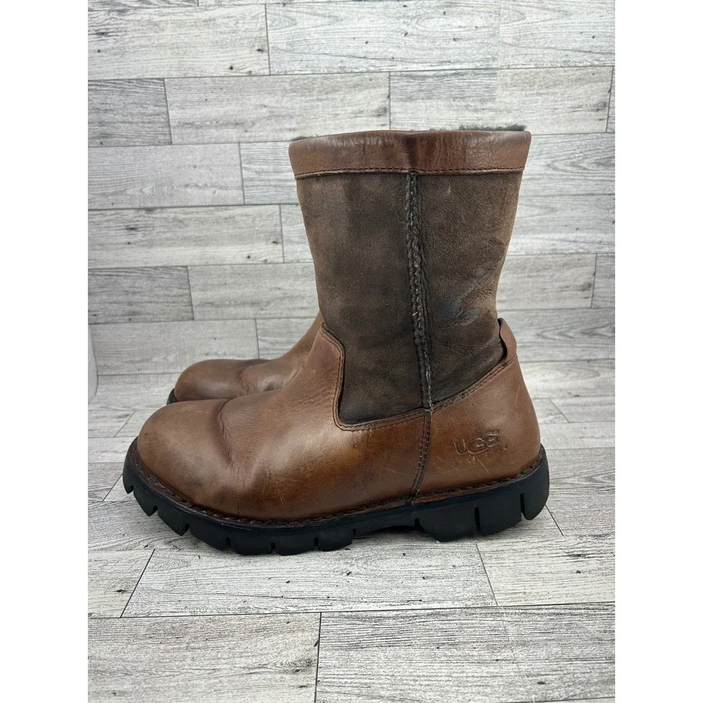 UGG‎ Australia Mens Beacon Brown Leather Sheepskin Winter Boots 5485 Size 8